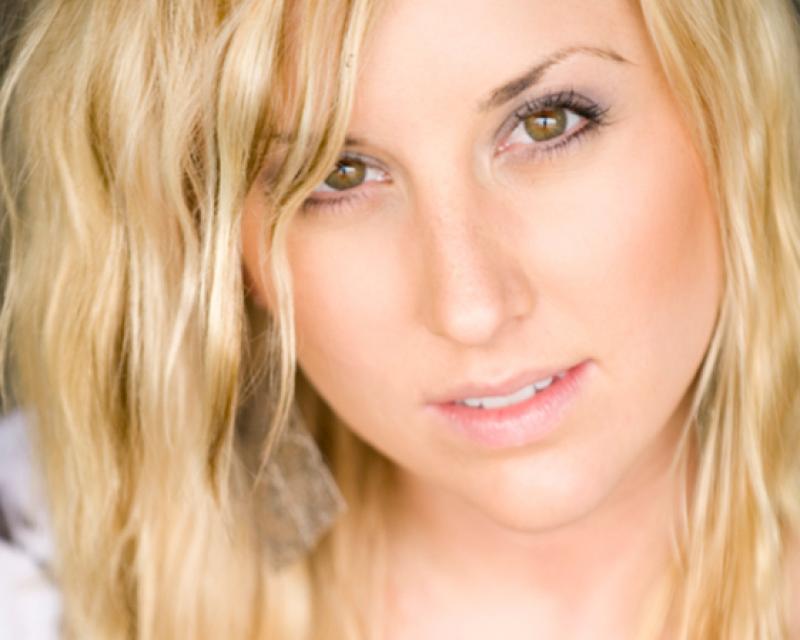 Jaci Royal